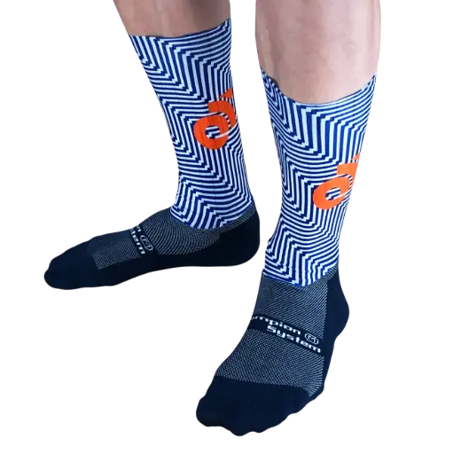 Apex Aero Socks Paire Chaussettes Aéro  Bleu Blanc Compressif